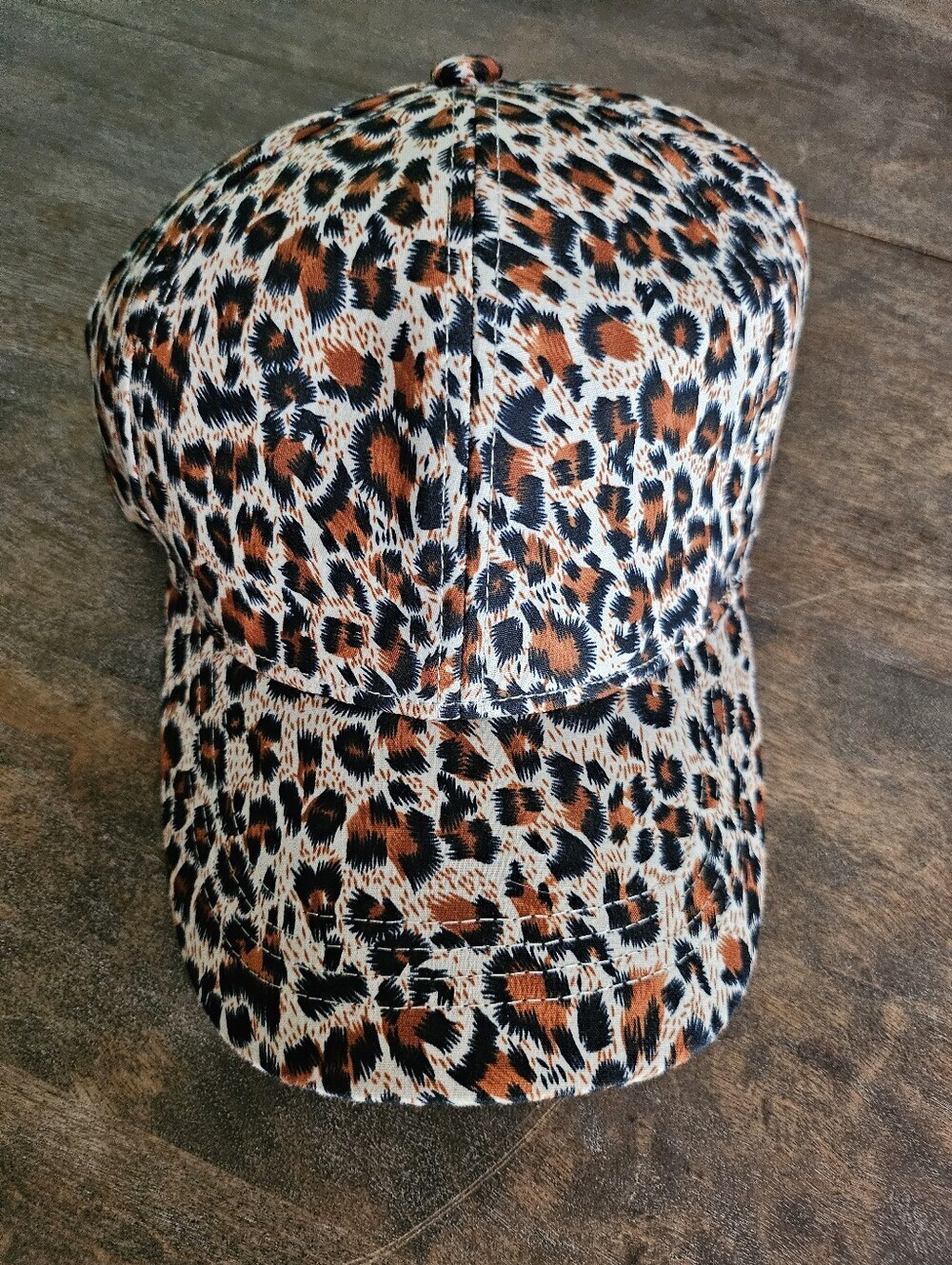 NWT Brown Leopard Print Trucker Baseball Hat